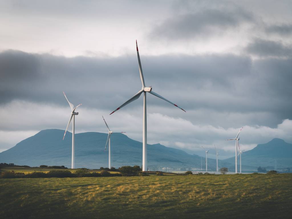 Exploring the renewable energy market in the UK